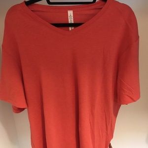 NWT Lululemon 5 YEAR BASIC V SS Size L ORANGE